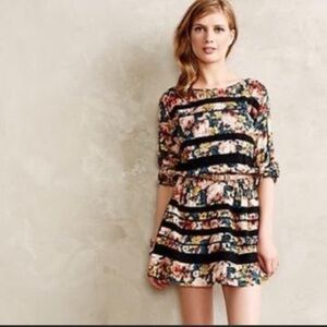 ANTHROPOLOGIE. HOLDING HORSES Black Floral Mini Dress
